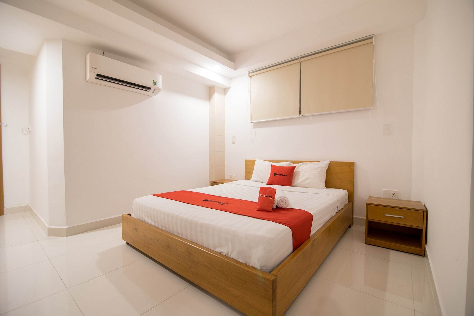 Reddoorz Plus Near Secc D7 Ho-Chi-Minh-Stadt Exterior foto